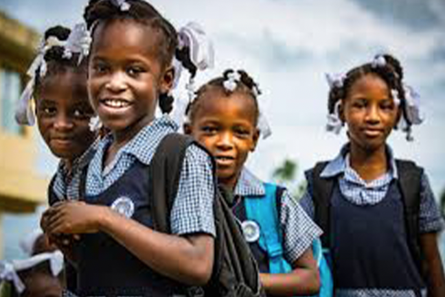 Ecoles de filles en Haïti : entre  éducation et économie autour des cheveux ?